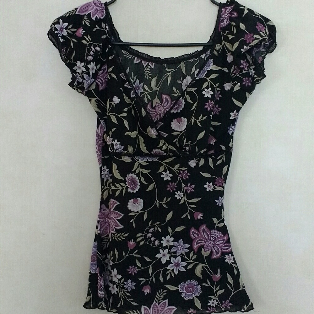 Floral short sleeve shirt